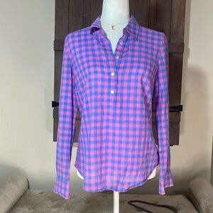 Vineyard vines, women’s plaid button down, size 6